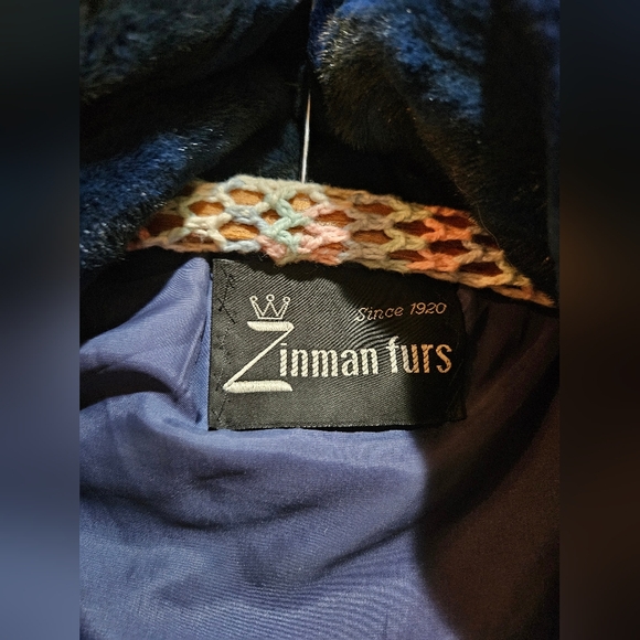 Luxurious Blue Sheared Mink Fur Jacket - Picture 4 of 5
